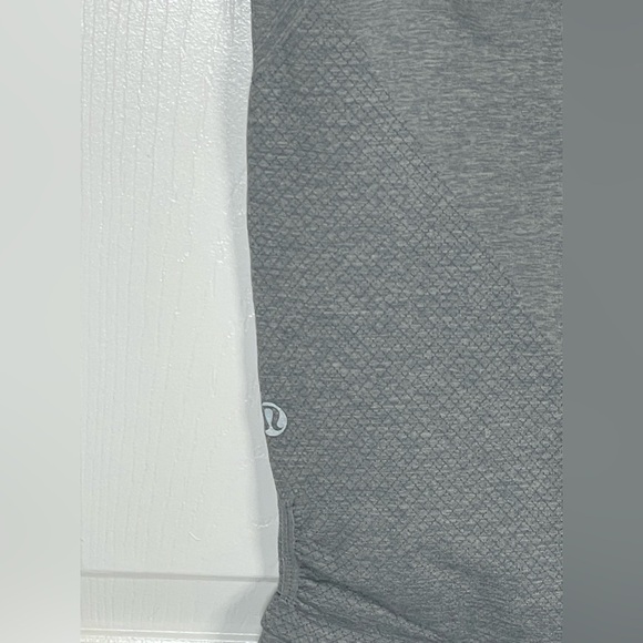 lululemon athletica Gray Cropped Pants - Picture 5 of 8
